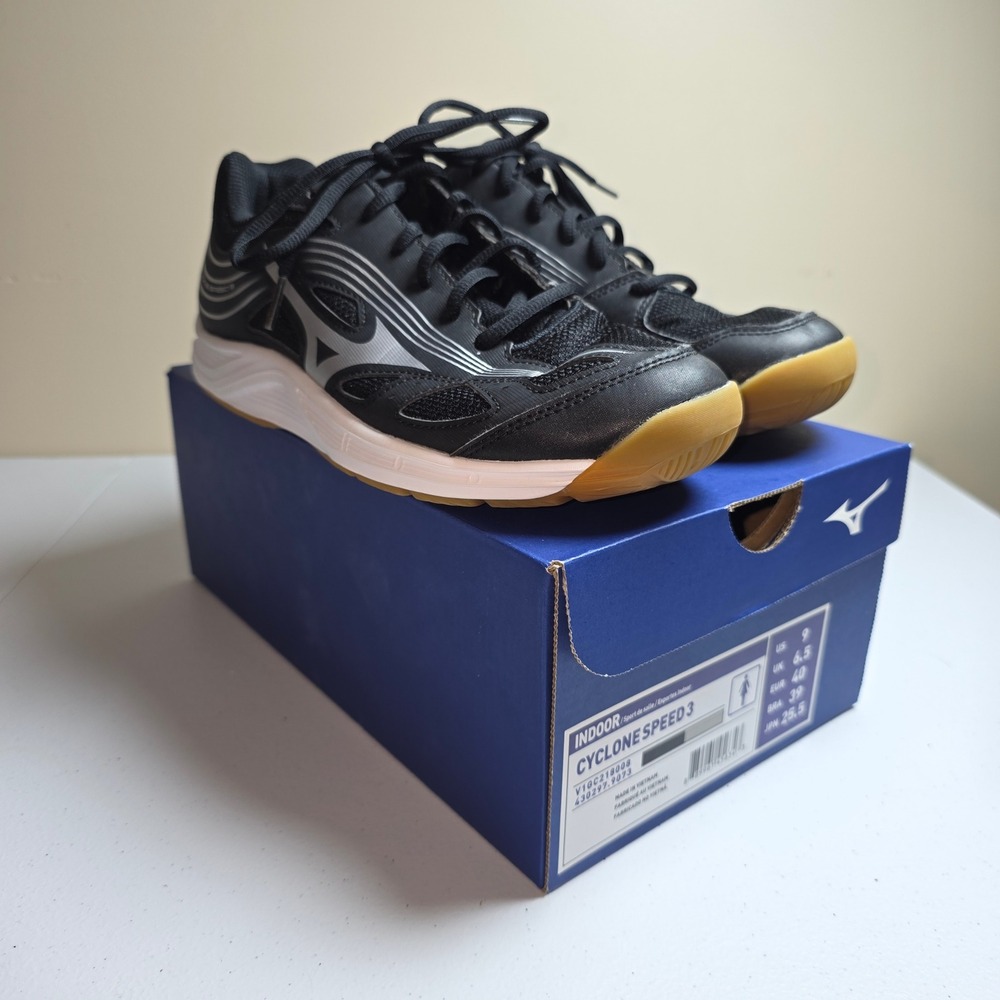Mizuno Cyclone Speed 3 Women Indoor Court Shoes Black Silver Size 9